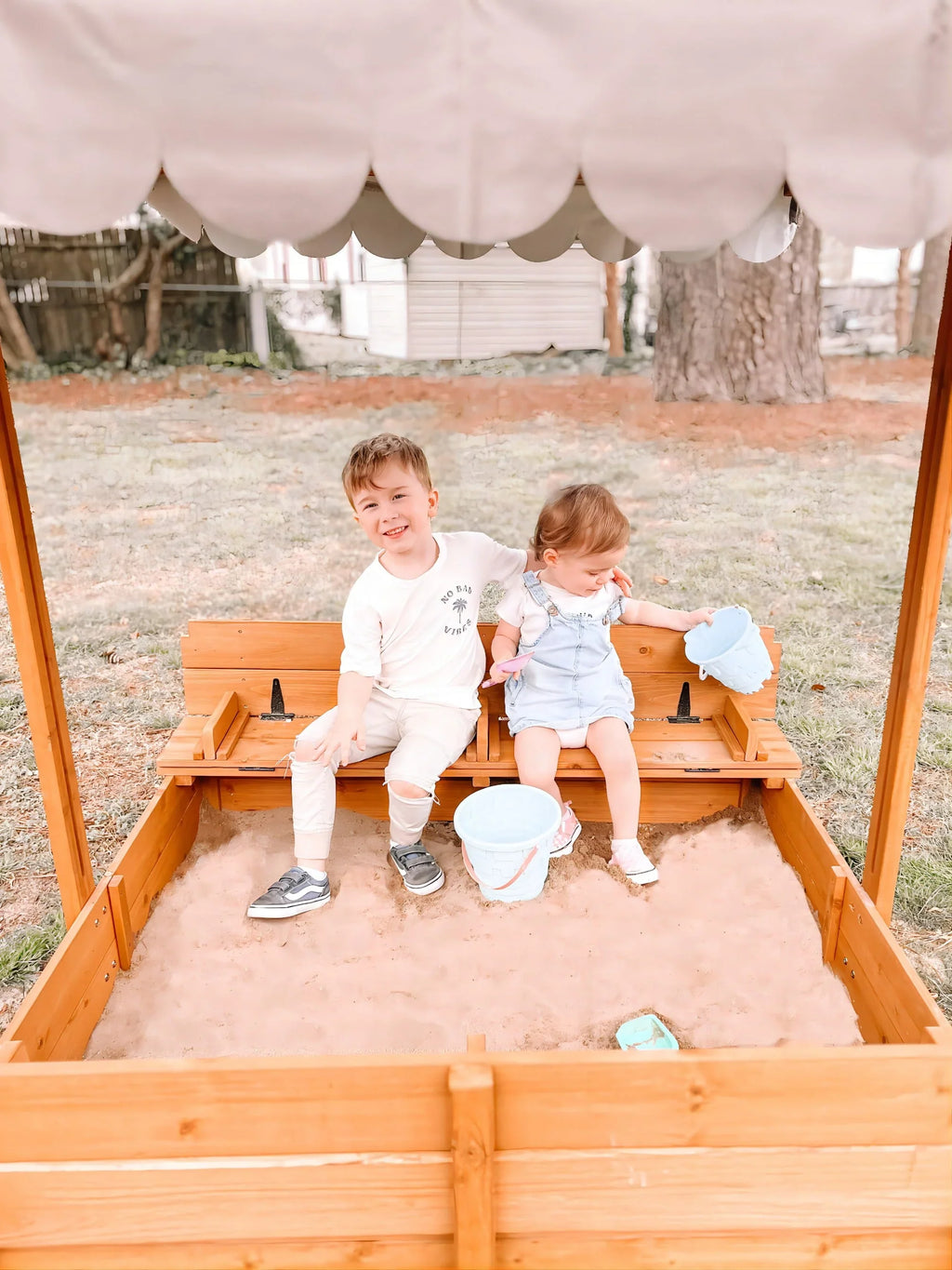 Morgete 47'' Outdoor Sandbox for Kids with Lid and Bench, Wooden Sand Play Toys Center